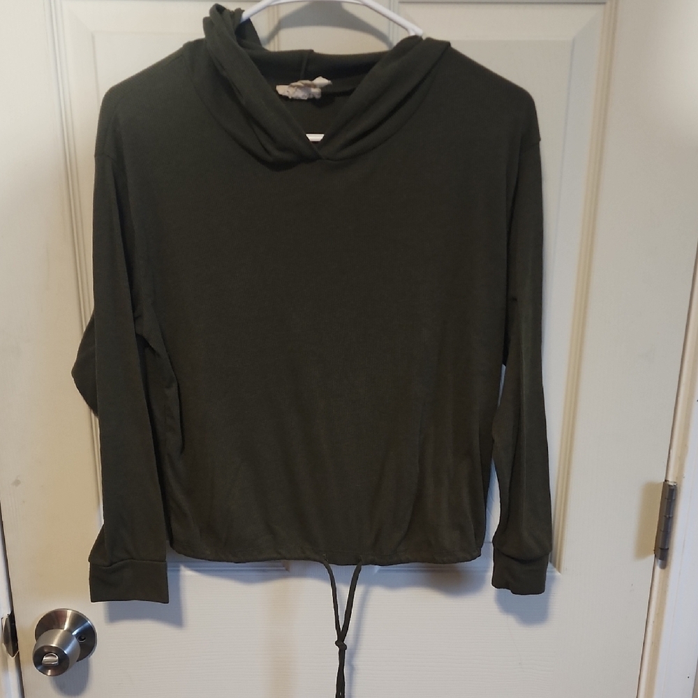 Dark Green Hooded Pullover